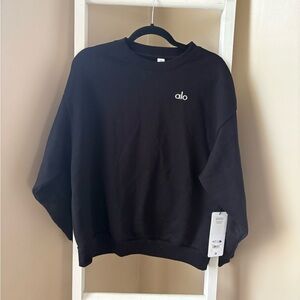 ALO Accolade Black crewneck